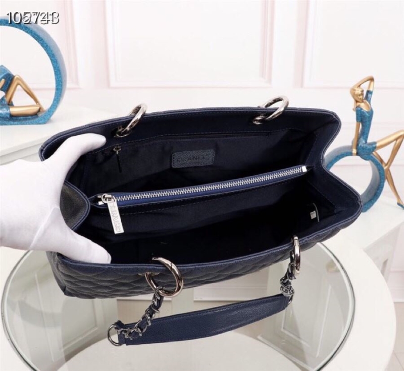 Ch**el shopping bags